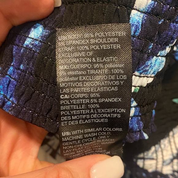 WHBM Cross-Front Matte Jersey Halter - Picture 8 of 8